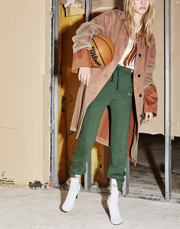 editorial cahier d'exercices balenciaga